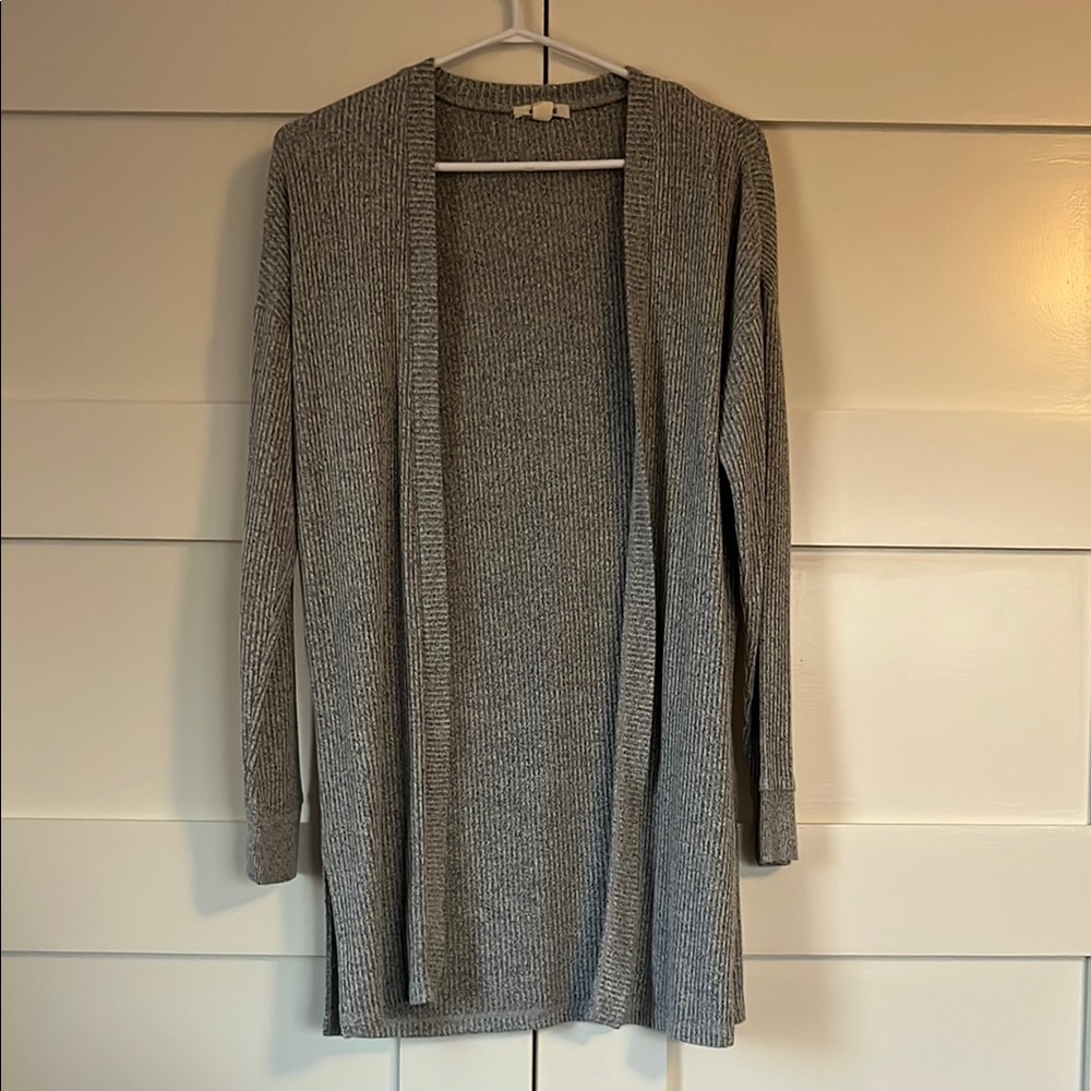 Garage cardigan